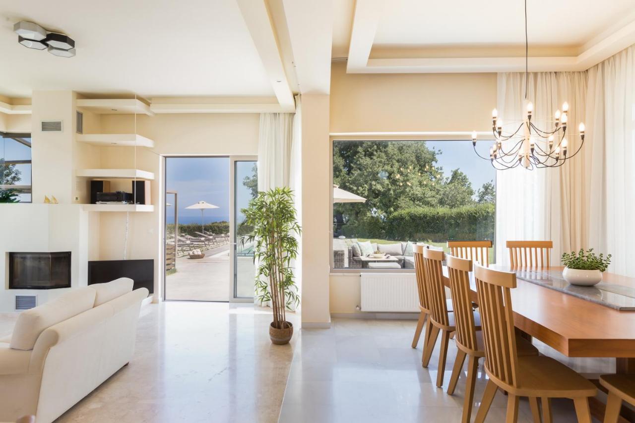 Lux Villa Mia With Heated Pool, 2Km To Beach & Childrens Area! Mikró Metóhi Kültér fotó