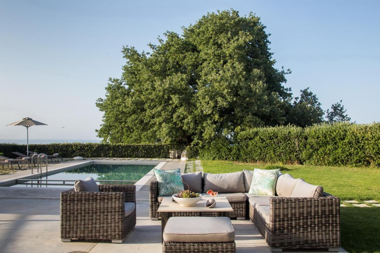Lux Villa Mia With Heated Pool, 2Km To Beach & Childrens Area! Mikró Metóhi Kültér fotó